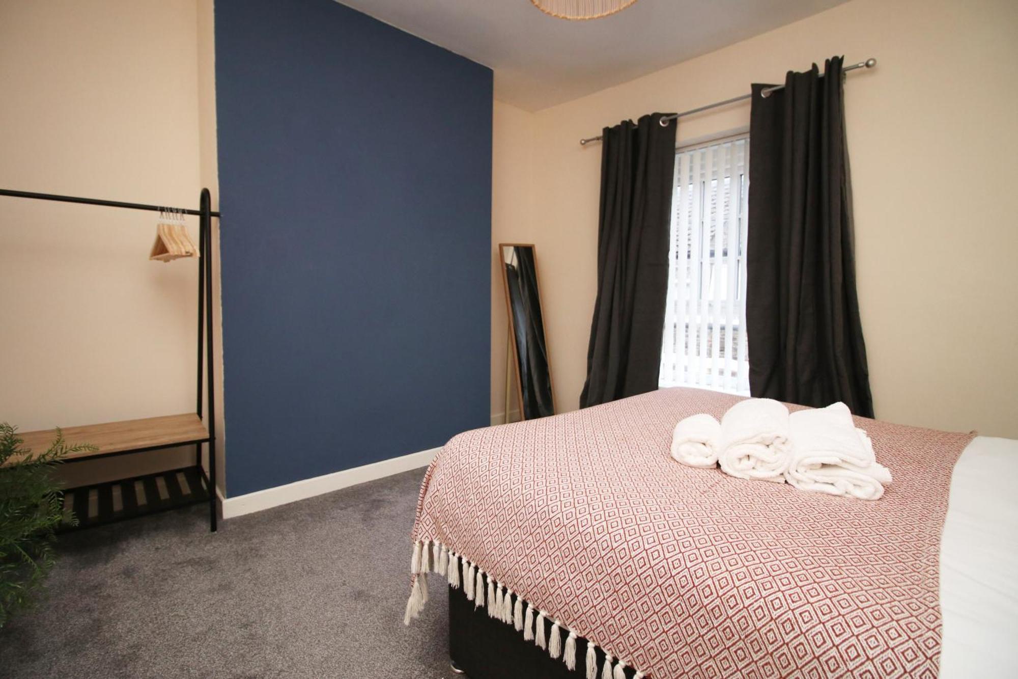 Cosy 3Br Home, Scenic Views, Ideal For Walks & Work Abertillery Kültér fotó