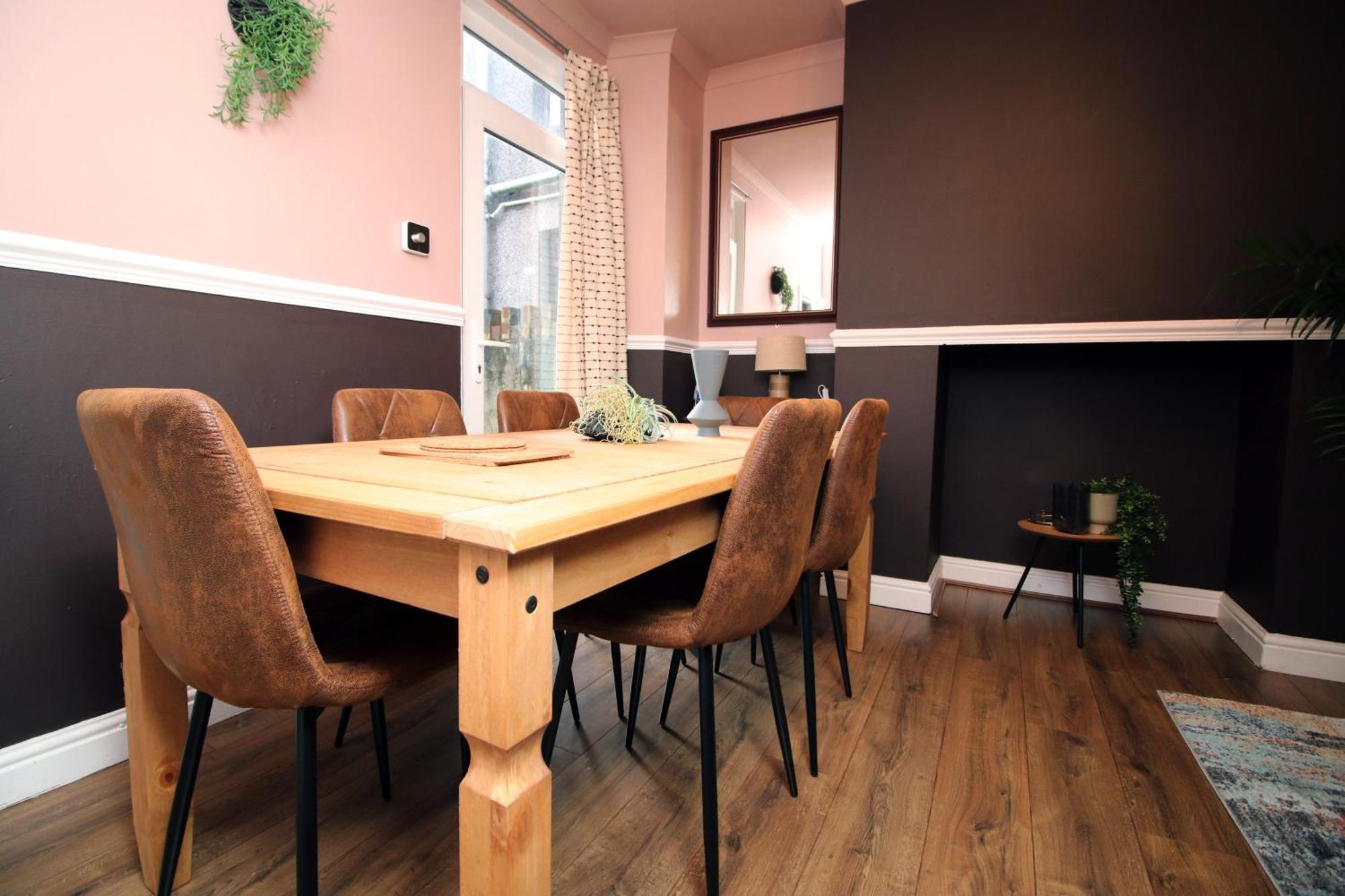 Cosy 3Br Home, Scenic Views, Ideal For Walks & Work Abertillery Kültér fotó