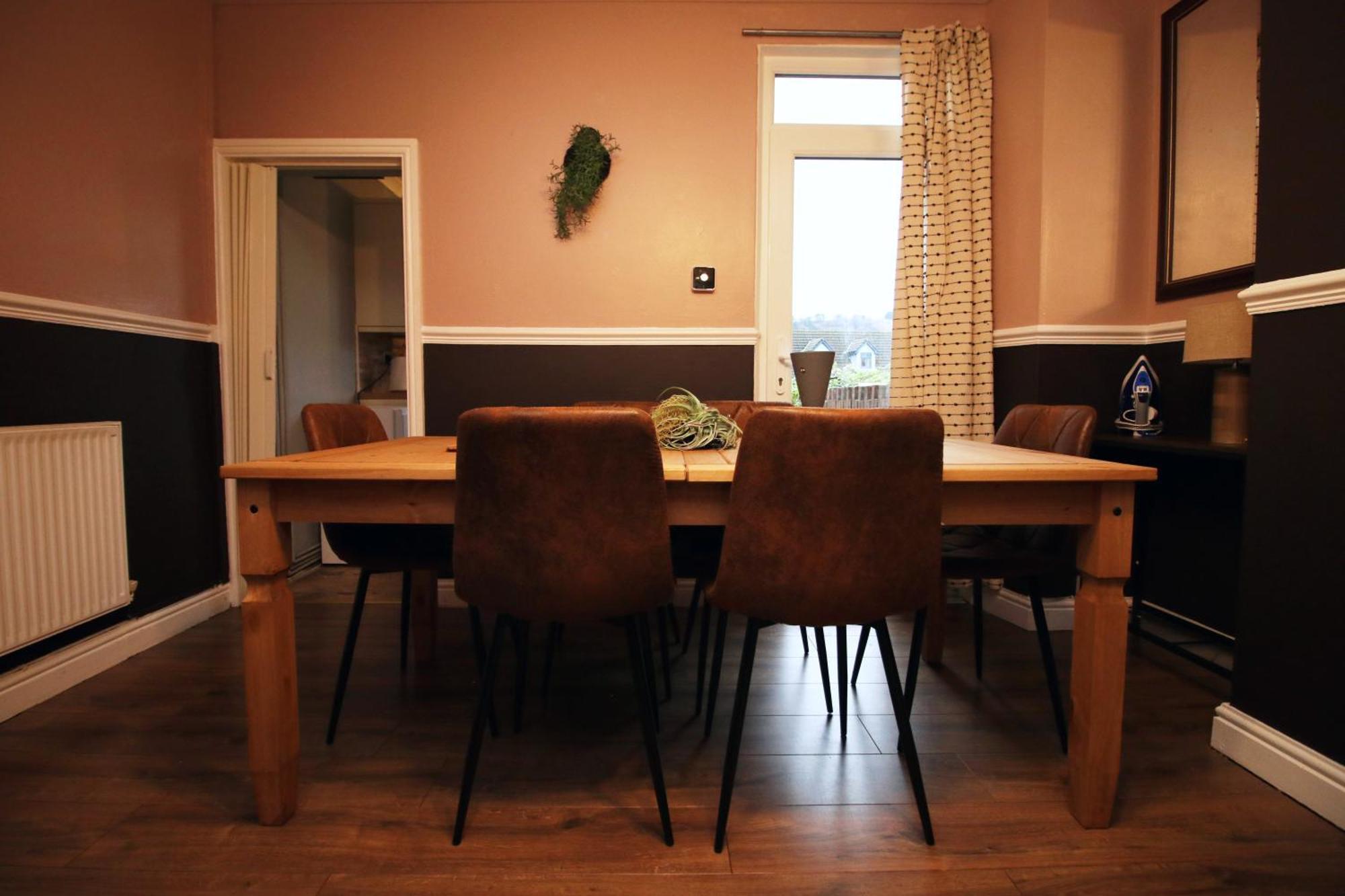 Cosy 3Br Home, Scenic Views, Ideal For Walks & Work Abertillery Kültér fotó