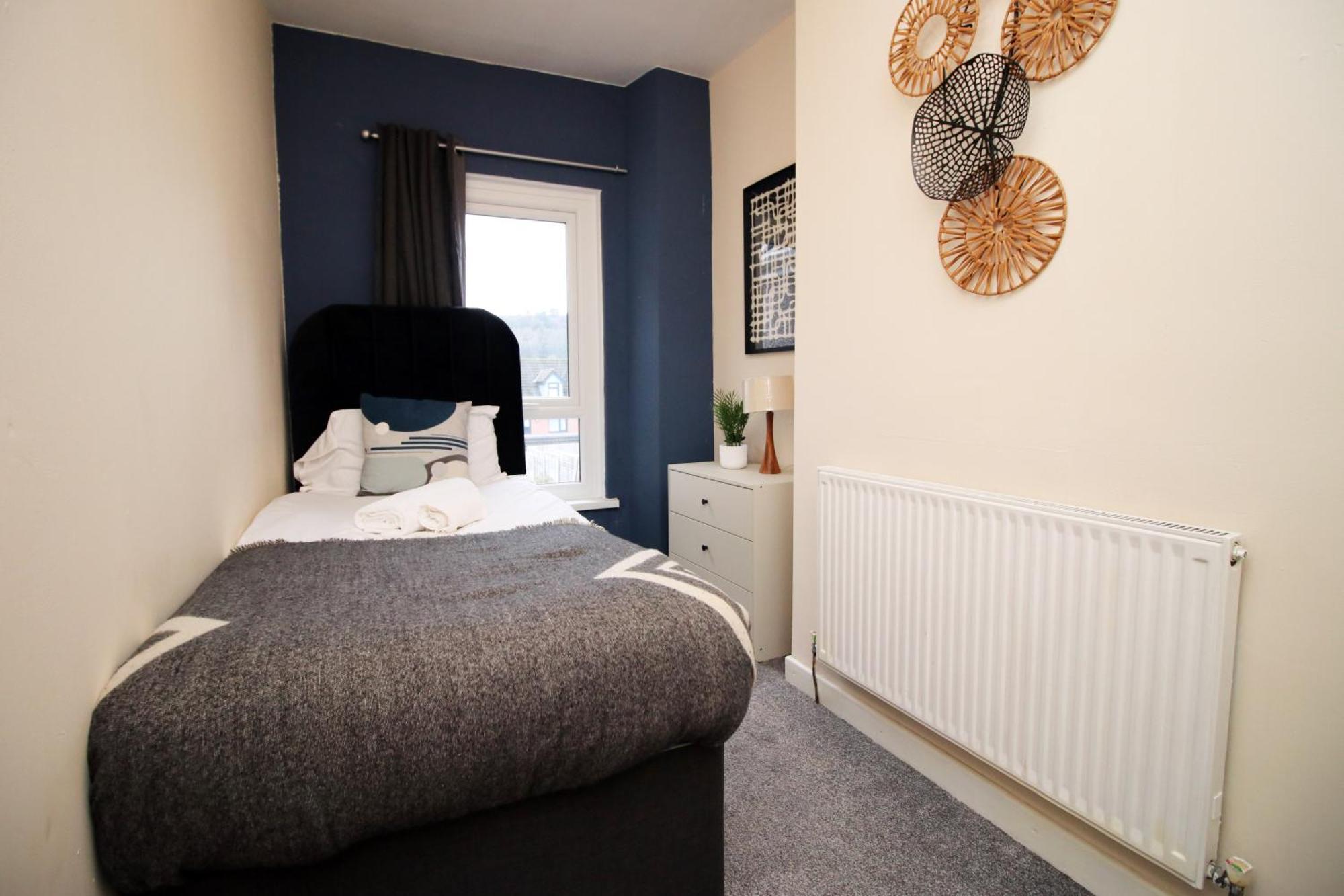 Cosy 3Br Home, Scenic Views, Ideal For Walks & Work Abertillery Kültér fotó