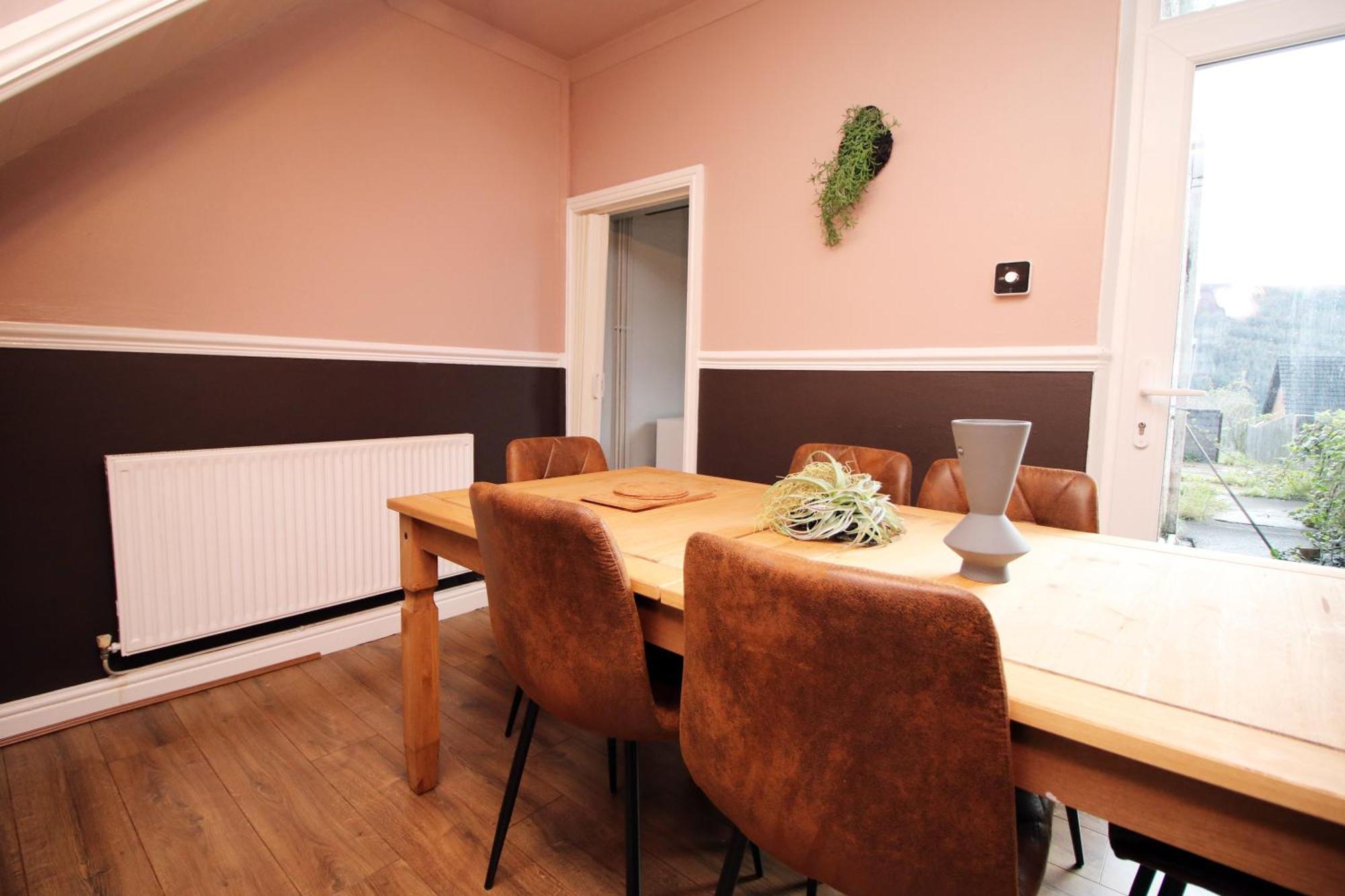 Cosy 3Br Home, Scenic Views, Ideal For Walks & Work Abertillery Kültér fotó
