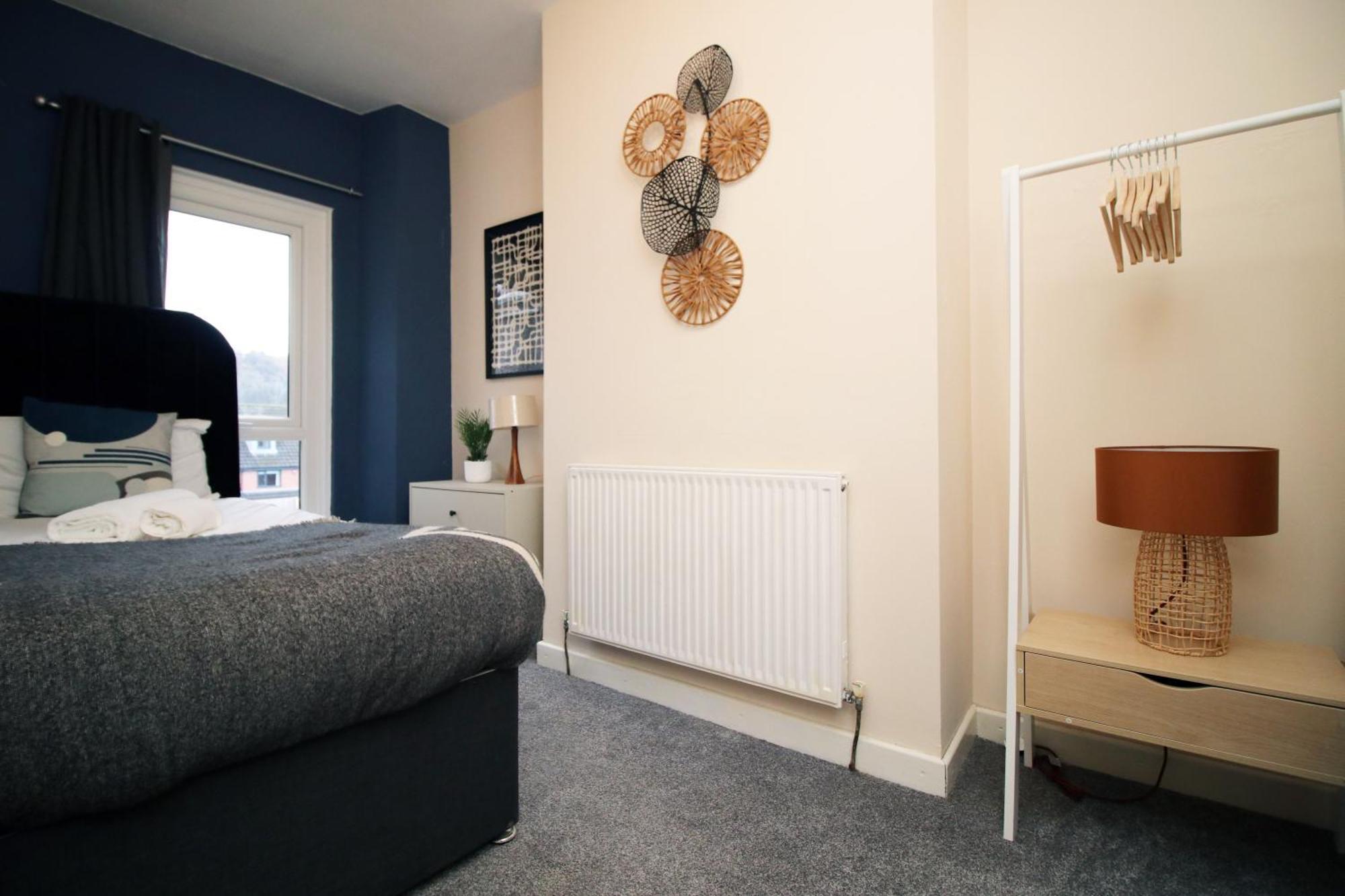 Cosy 3Br Home, Scenic Views, Ideal For Walks & Work Abertillery Kültér fotó